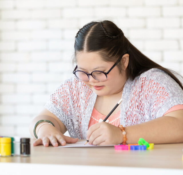 We provide comprehensive neuropsychological evaluations for adolescents, young adults, and adults.
